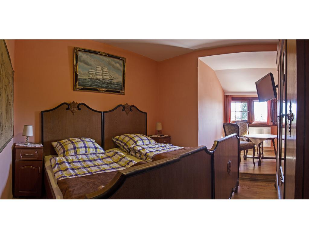 Villa Bergera Dzierżoniów Rom bilde